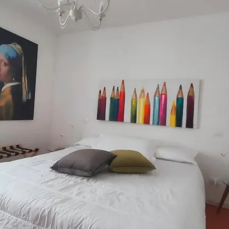 Angela 3*
