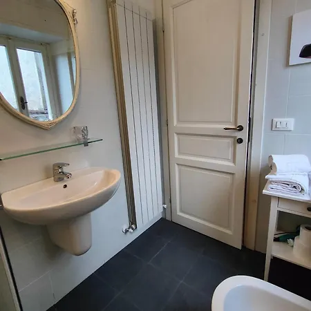 Angela Bed & Breakfast