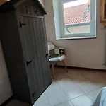 Angela 3*